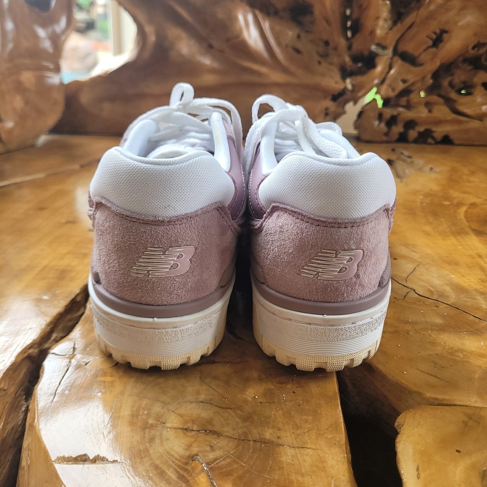 New Balance 550 Womens Sneakers Size 8.5 Pink Suede Retro Streetwear Y2K - Picture 3 of 13